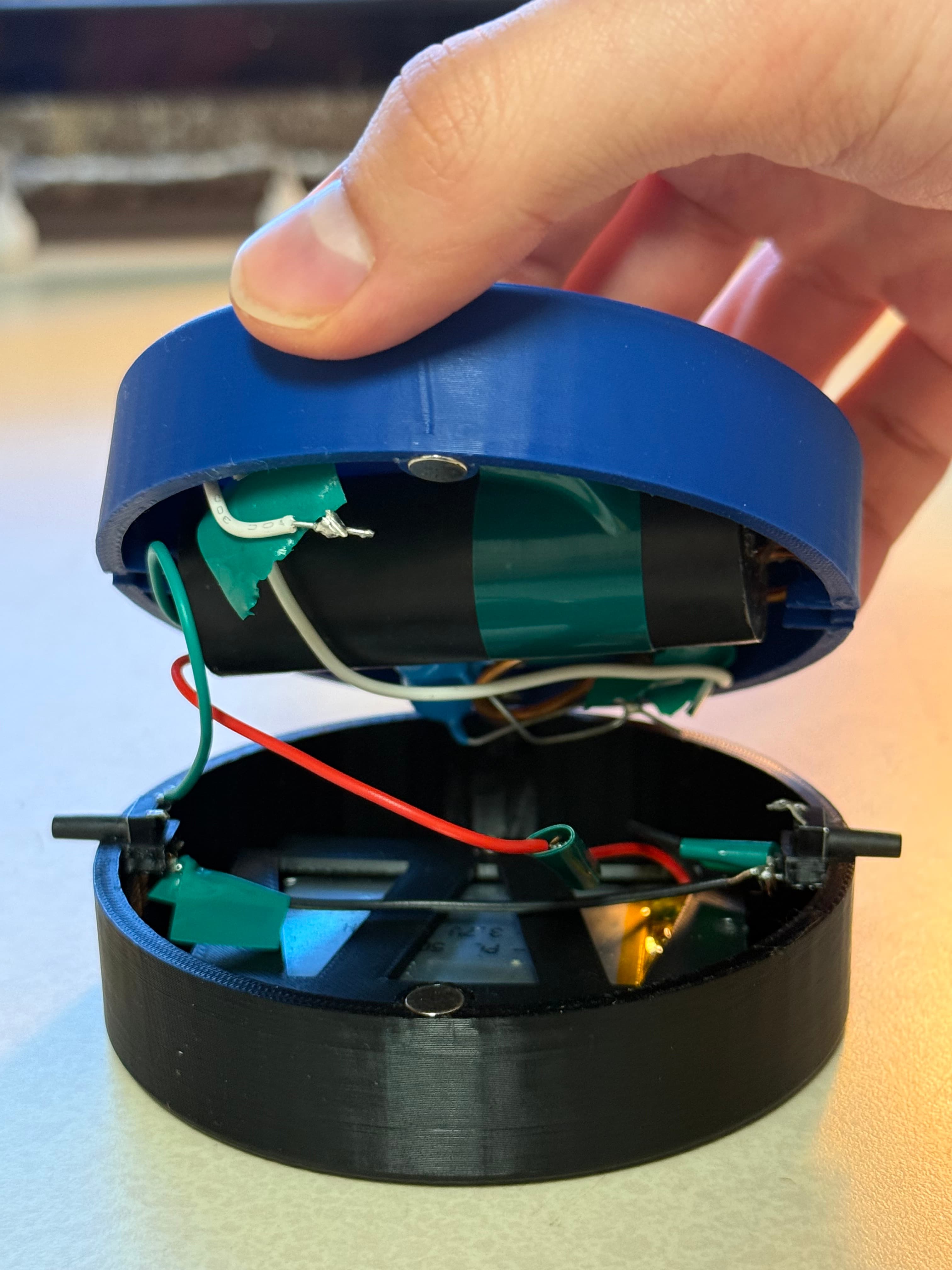 Handheld EMP Generator